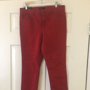 *ANN TAYLOR*NEW-w-TAG*WOMENS SIZE 10*SKINNY ANKLE RED FRAYED HEM JEANS/PANTS